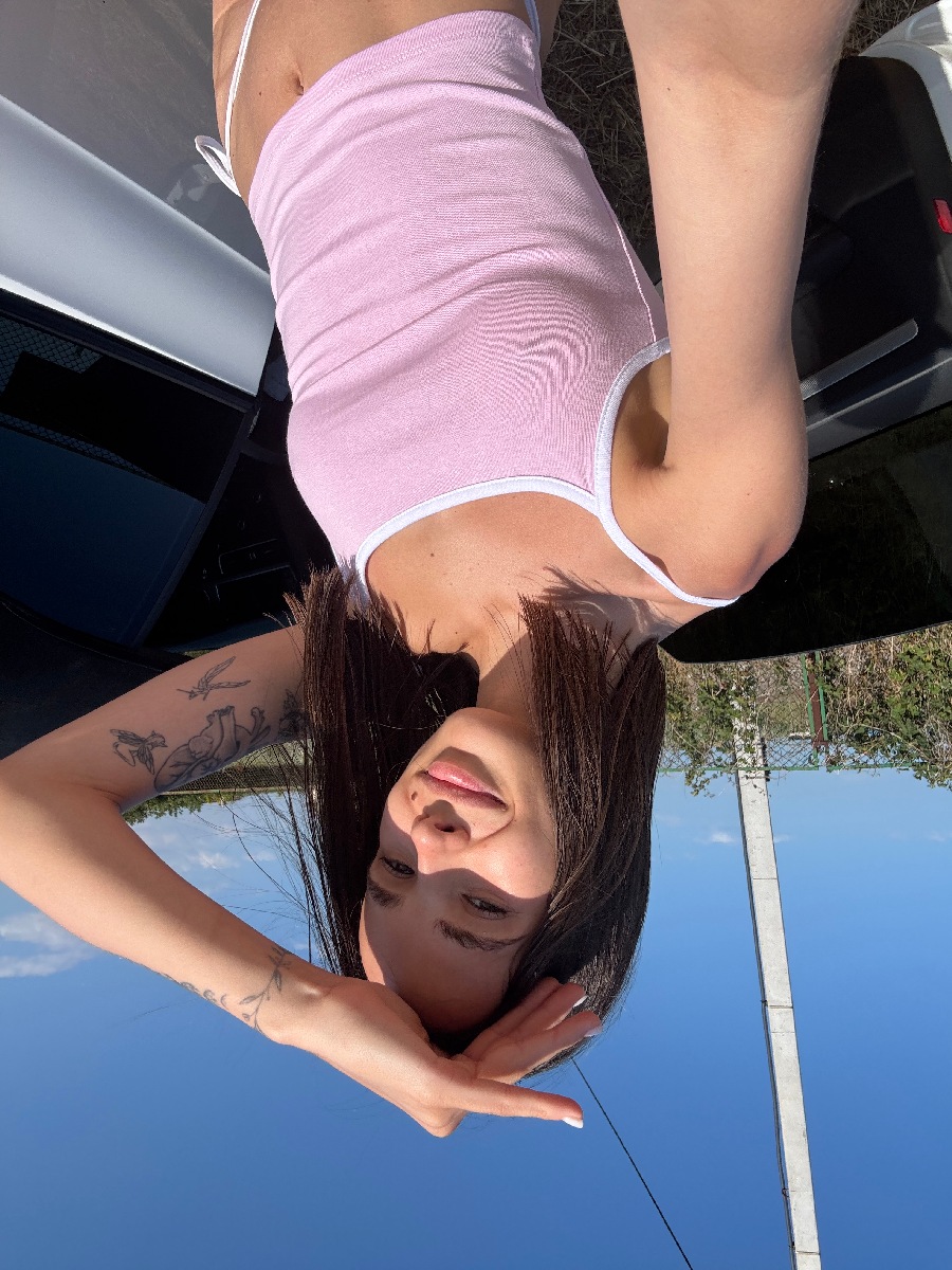 Sexy model Tina in Zaragoza